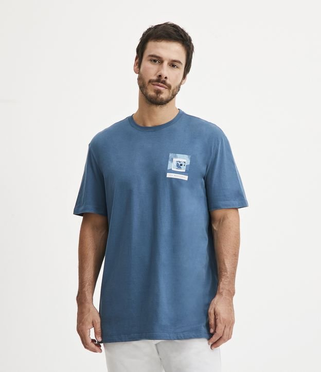 Camiseta Comfort em Algodão com Estampa de Drink e Lettering