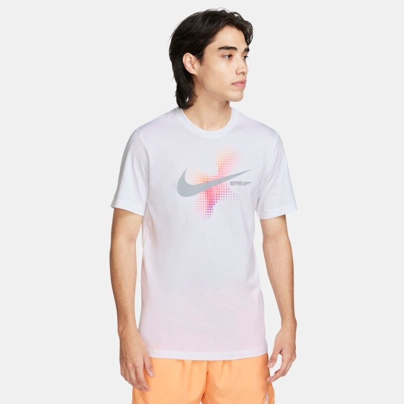 Camiseta Nike Sportswear 6MO Swoosh Masculina - Tam GGG