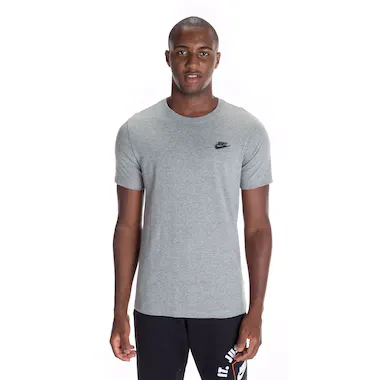 Camiseta Nike Sportwear Club
