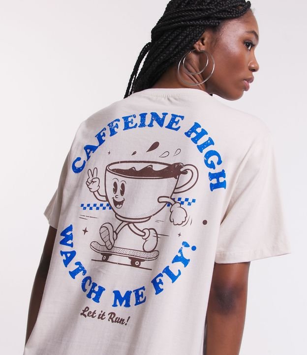 Camiseta Alongada em Meia Malha com Estampa Xícara de Café Frente e Costas