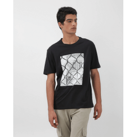 Camiseta masculina manga curta metrô preta | Pool by