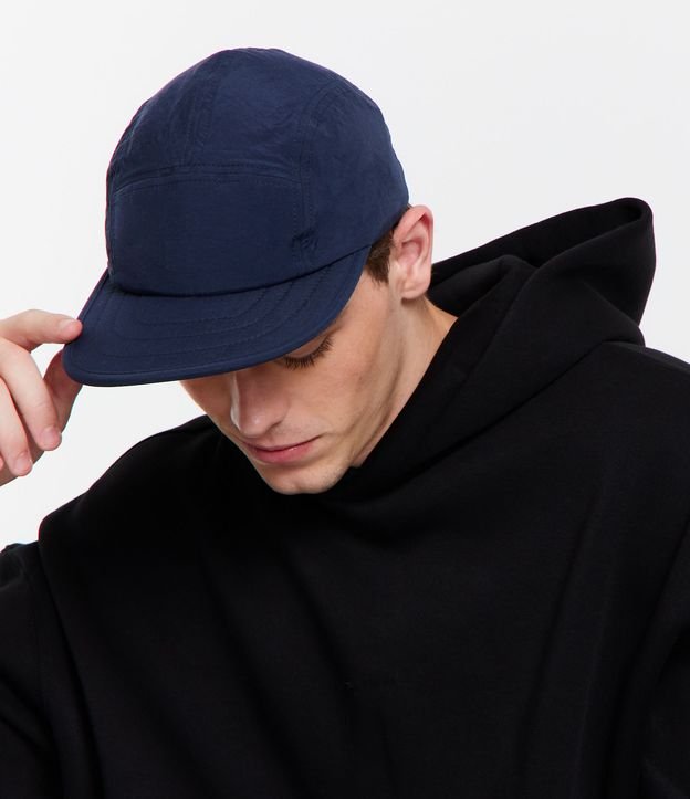 Boné 5 Panel em Microfibra com Fechamento Diferenciado