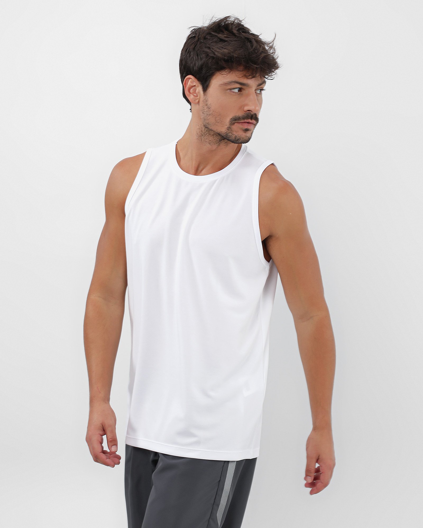 Regata esportiva masculina lisa branca | BodyWork by