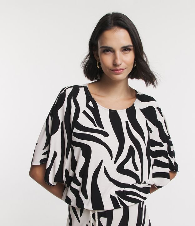 Blusa Manga Curta em Viscose com Estampa de Zebra