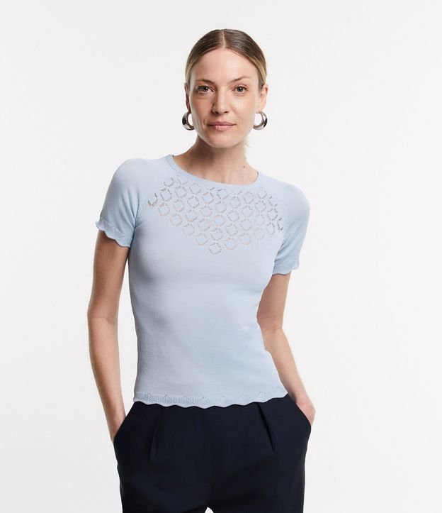 Blusa em Tricô com Texturas em Ponto Diferenciado