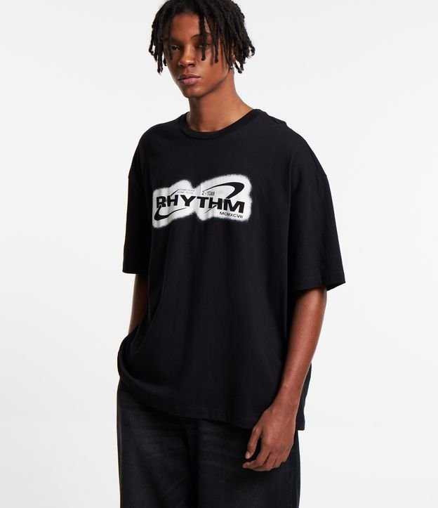 Camiseta Oversized em Malhão com Estampa Rhythm