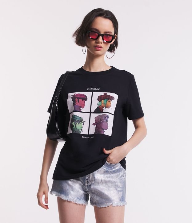 Camiseta Alongada em Meia Malha com Estampa Gorillaz