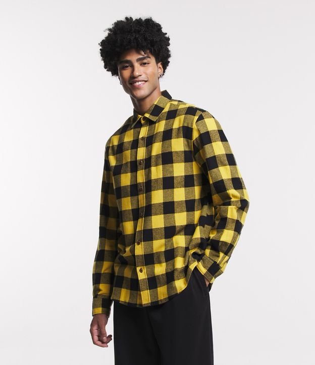 Camisa Relaxed em Flanela Xadrez com Botões Amarelo