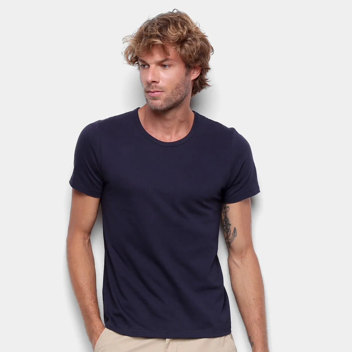 Camiseta Hering Slim Básica Masculina