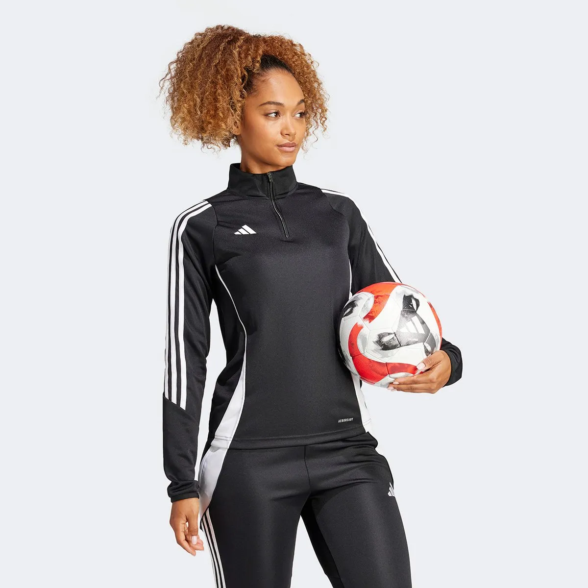 Jaqueta Adidas Tiro 24 Feminina - Tamanho: P e G