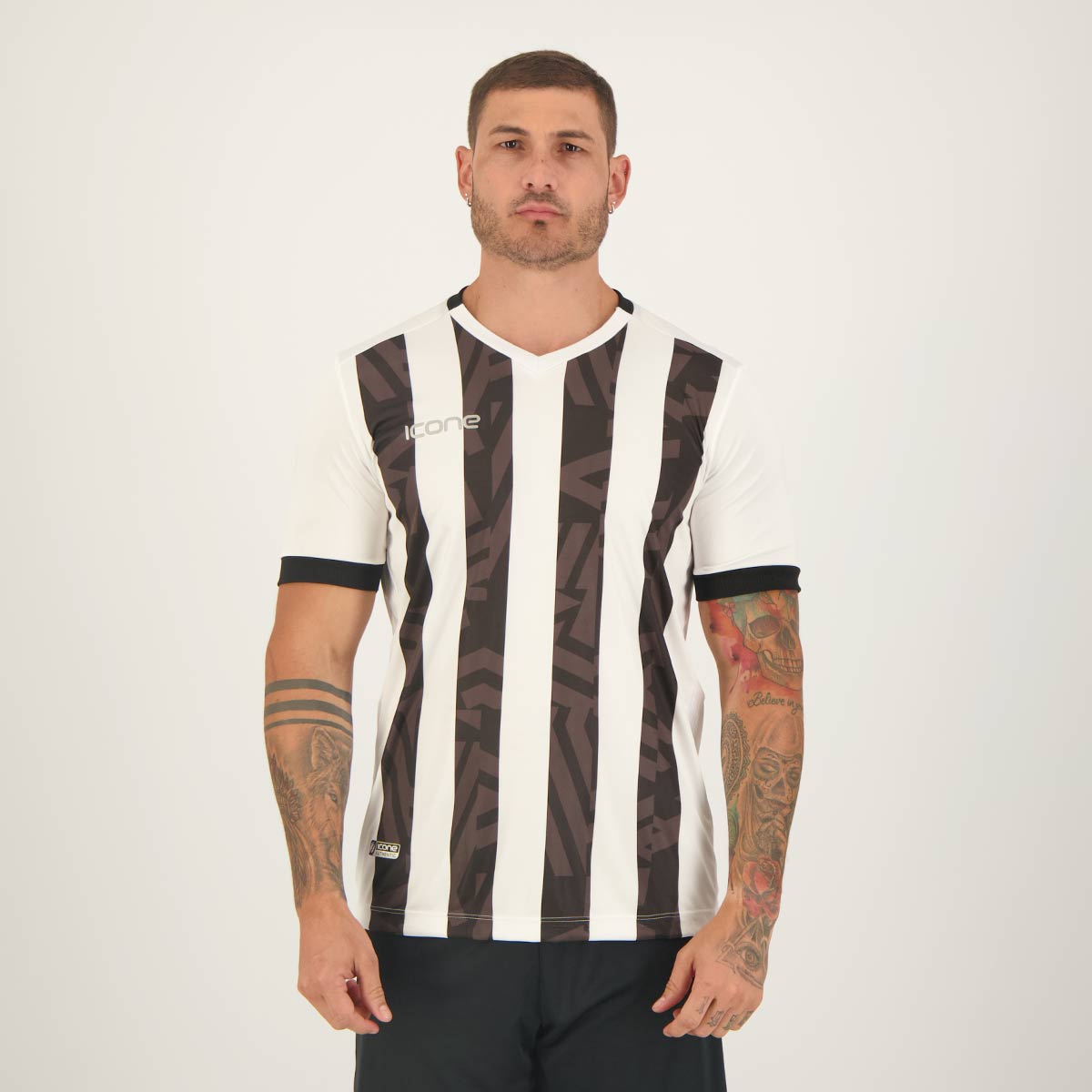 Camisa Ícone Sports Stripe Branca e Preta