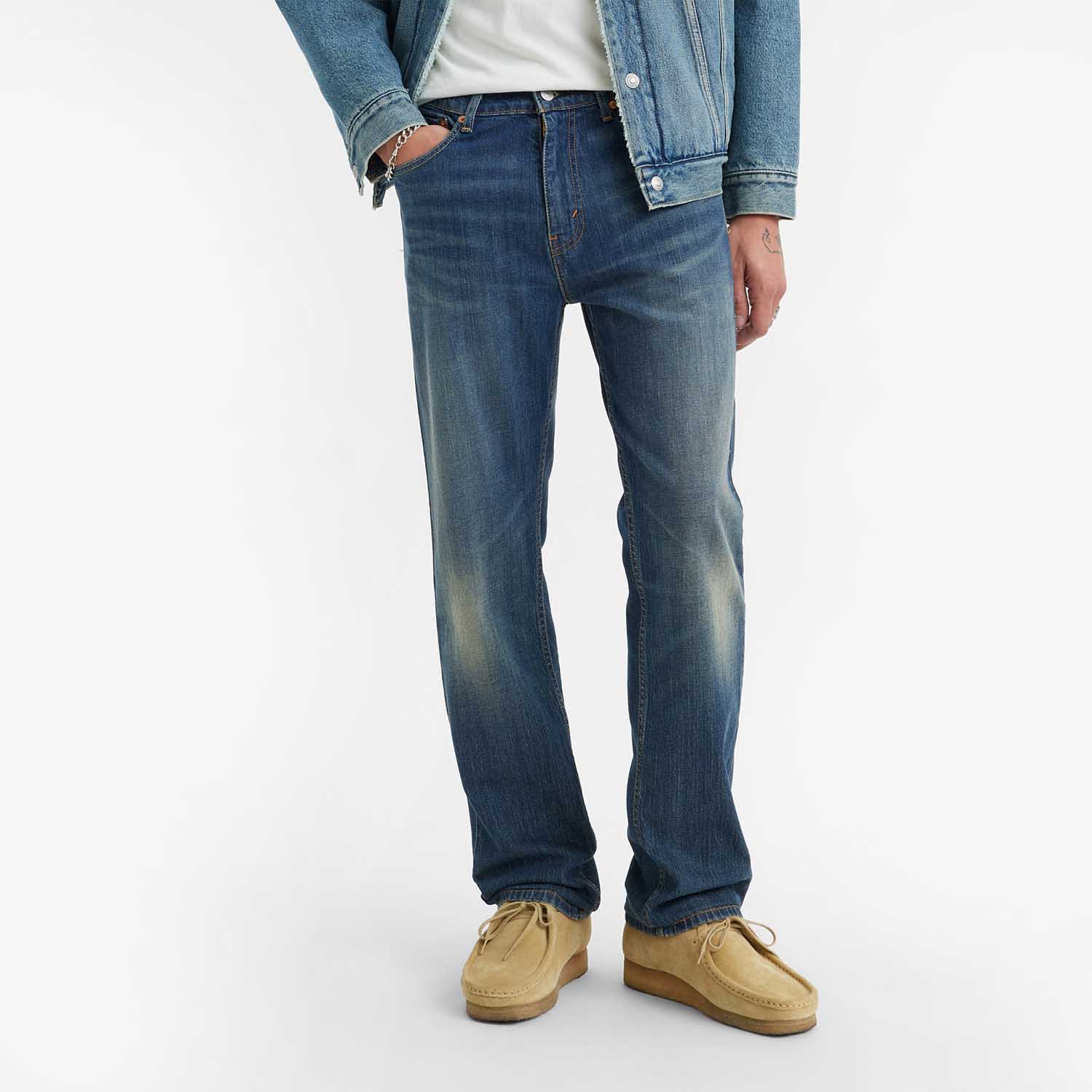 【Tam.: 38 44 e 48】Calça Jeans Levi's® 505 Regular