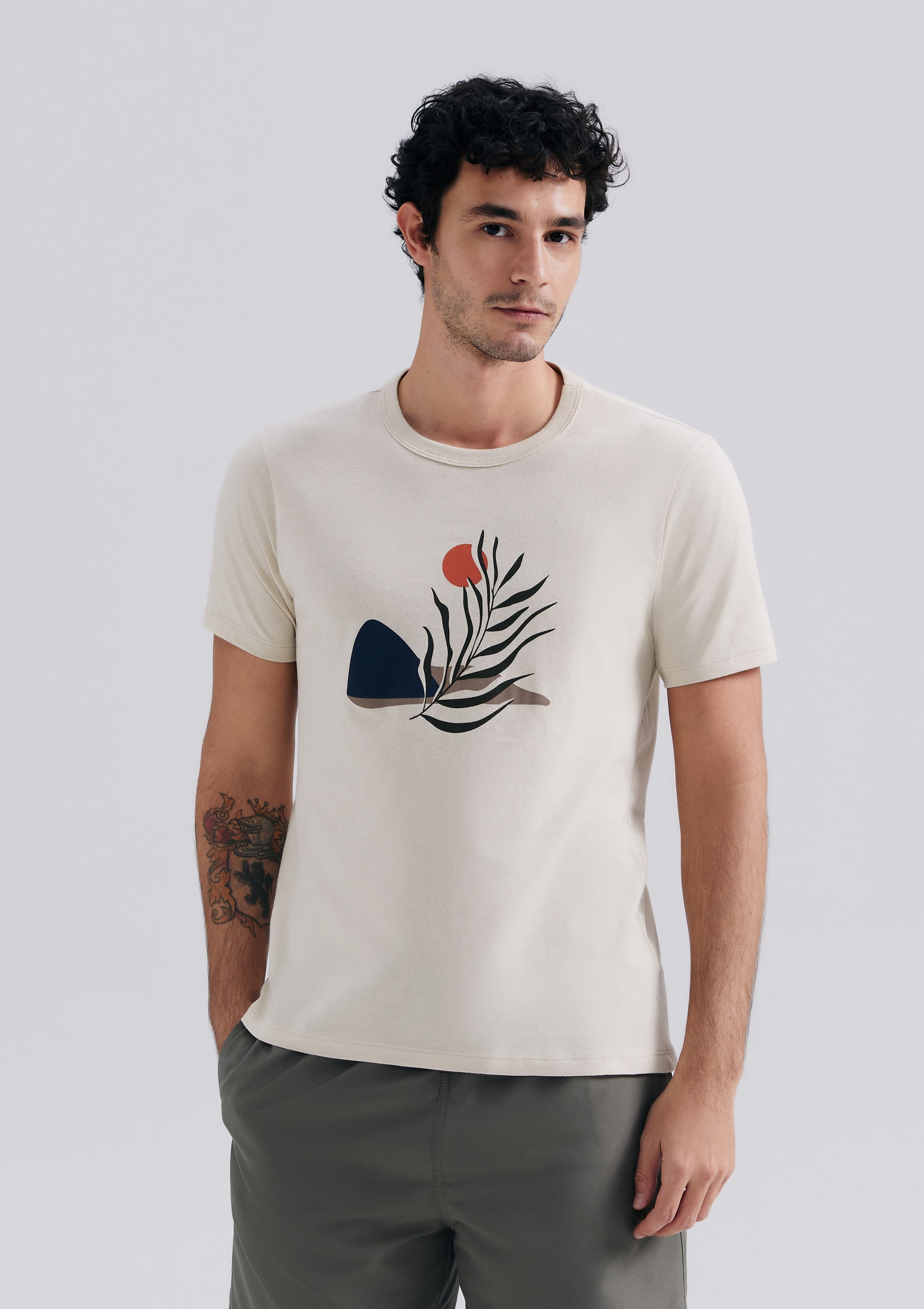 Camiseta Masculina Manga Curta Com Estampa - Bege