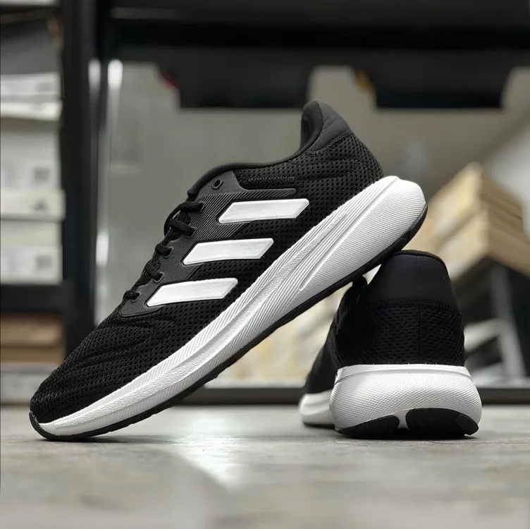 Tênis Adidas Response Runner