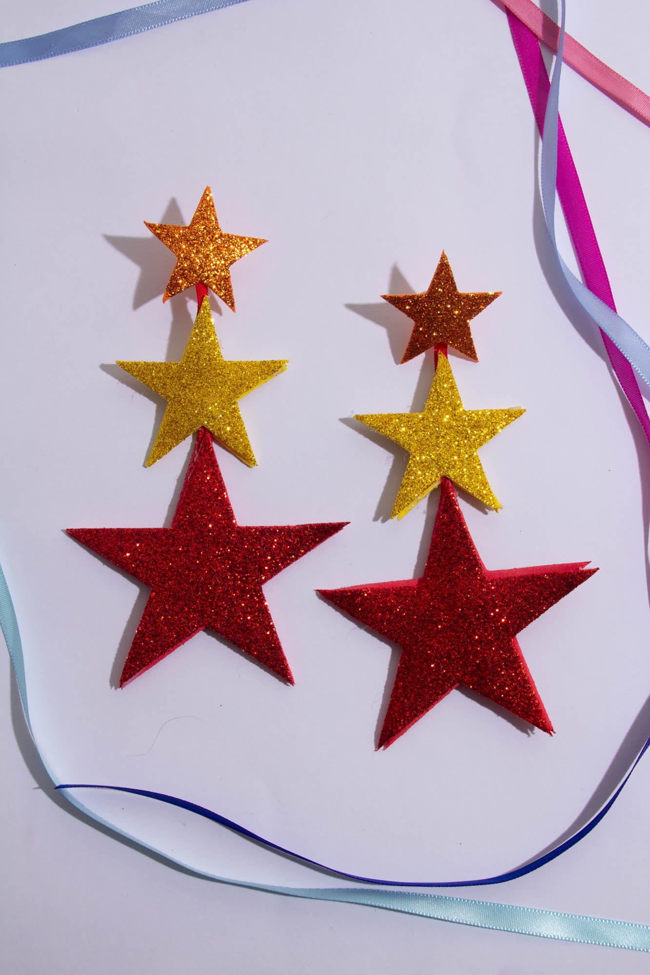 Acessório De Carnaval Brinco 3 Estrelas Laranja Amarelo E Vermelho