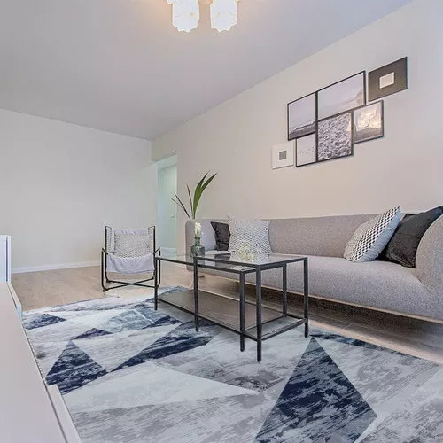 Tapete Sala Quarto 1,40x2,00m Antiderrapante Berlim Abstrato Comprimento 2 m Cor Azul off white Desenho do tecido Estampado Largura 1.4 m