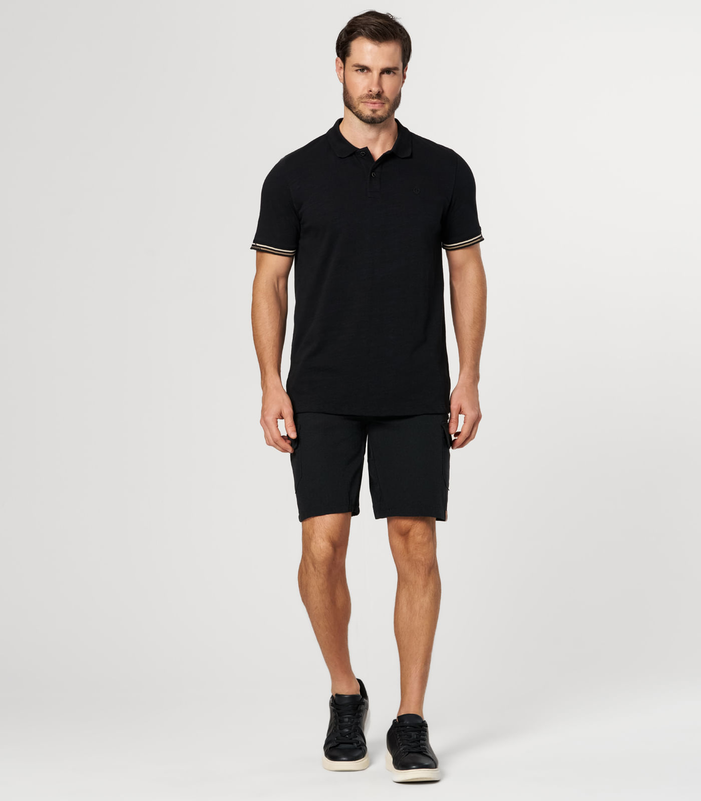Bermuda Masculina Sarja Com Bolsos Cargo  Shift Preto