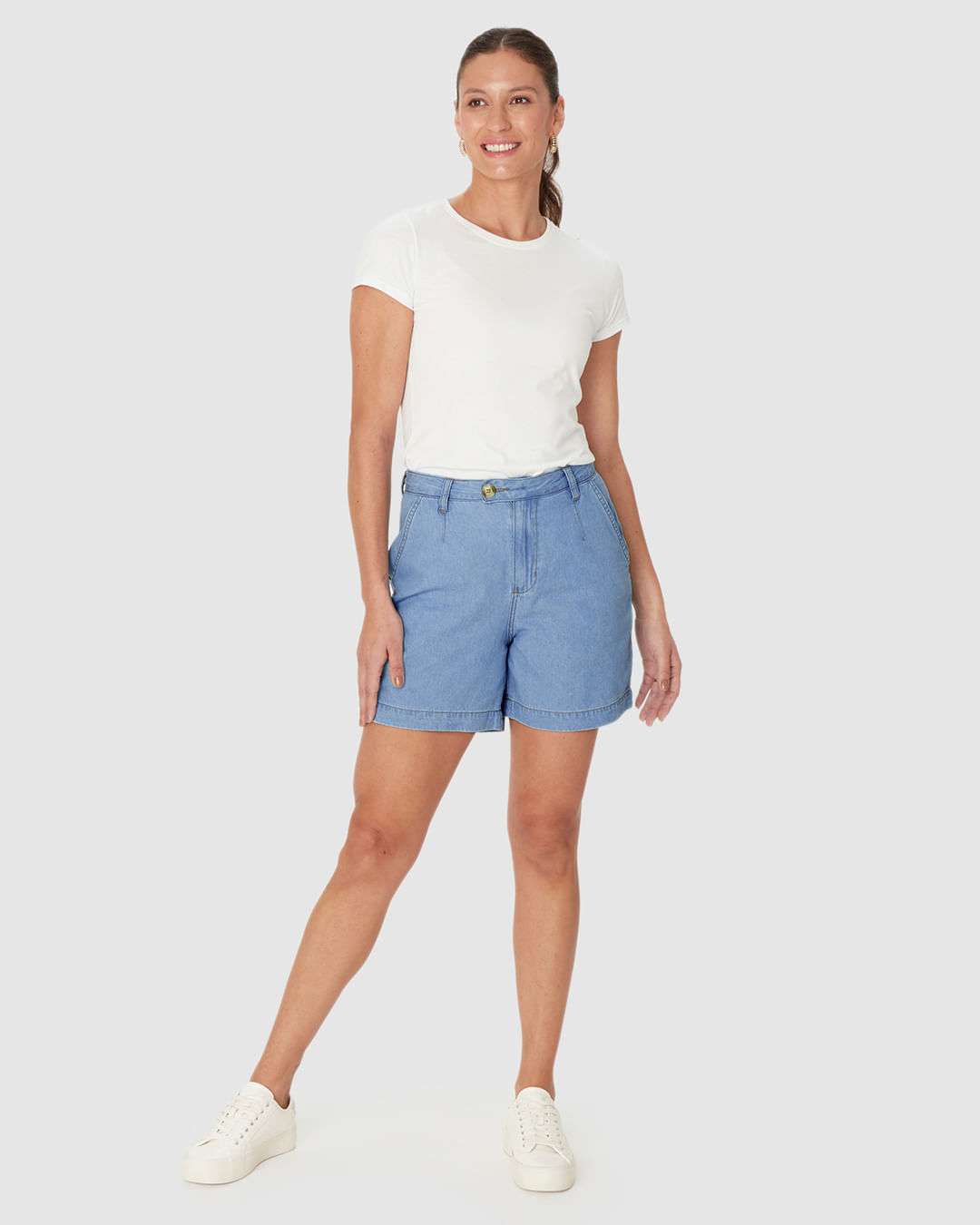 Bermuda Alfaiataria Feminina Abotoamento Interno Em Jeans 100% Algodão