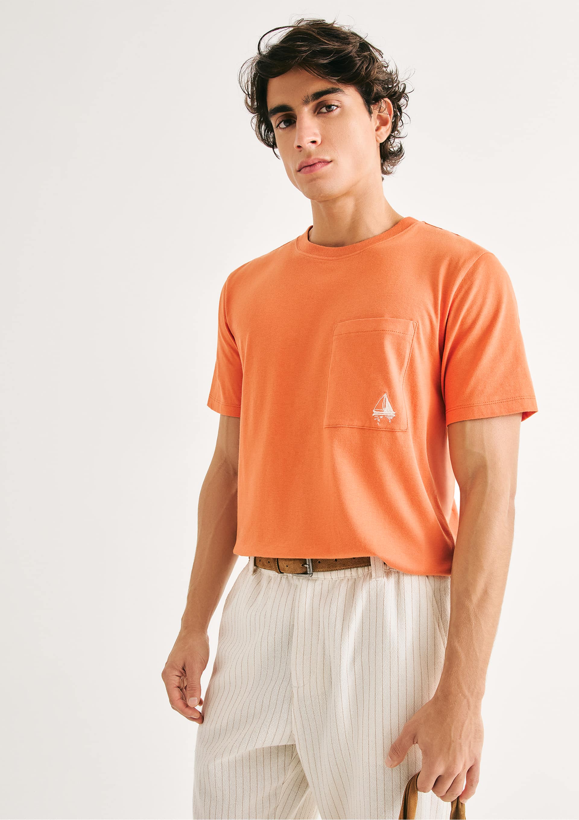 Camiseta Masculina Comfort Bordada - Laranja
