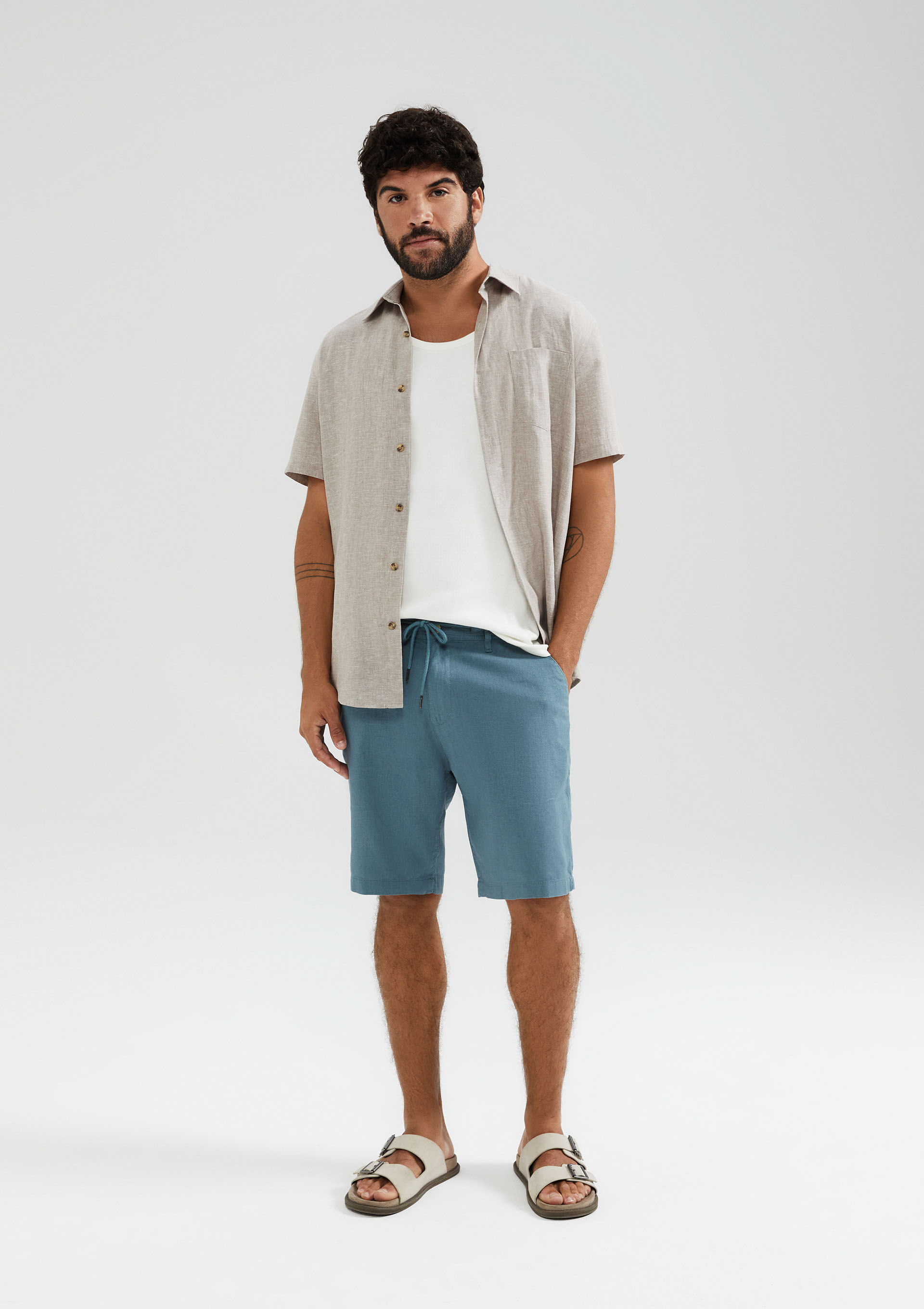 Bermuda Básica Masculina Chino Em Linho - Azul / Hering