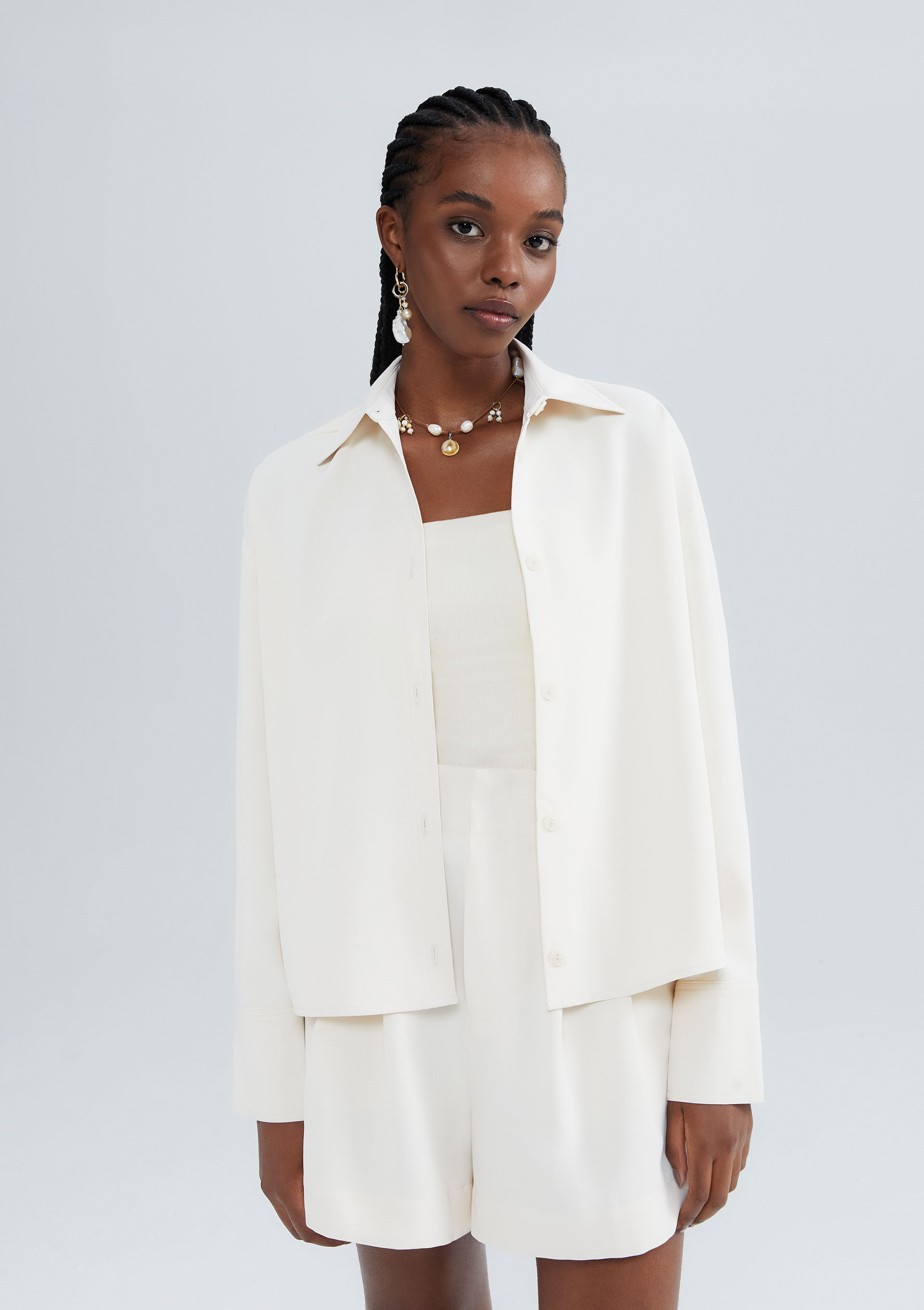 Camisa Feminina Manga Longa Em Crepe - Creme - Hering