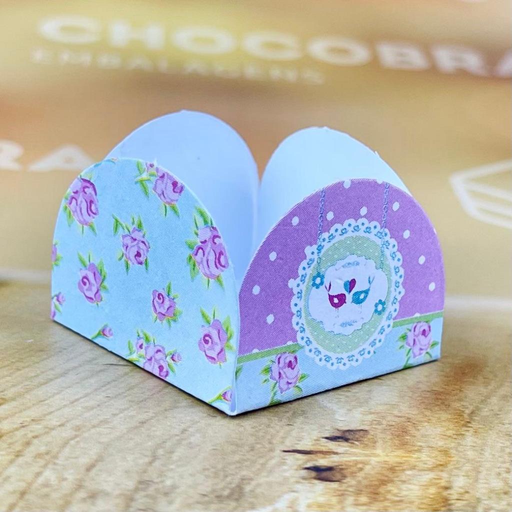 50~450 Forminhas Para Doces Tema Jardim 4 Pétalas 3,3X3,3X2,2  46.3 (Nc Toys Simples)